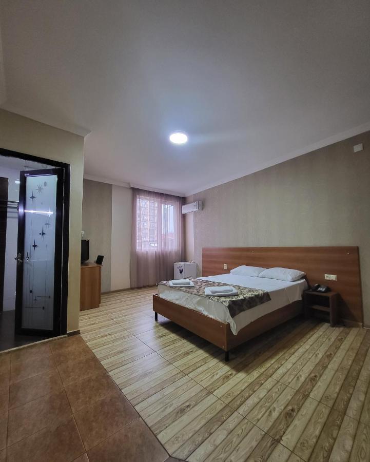 Hotel Elio Batumi Zewnętrze zdjęcie