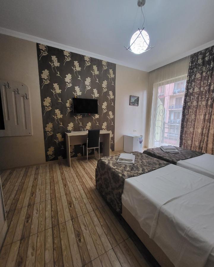 Hotel Elio Batumi Zewnętrze zdjęcie