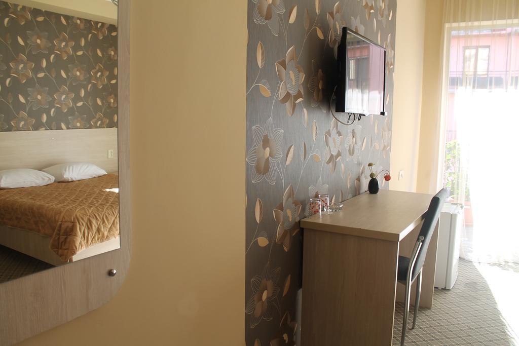 Hotel Elio Batumi Zewnętrze zdjęcie